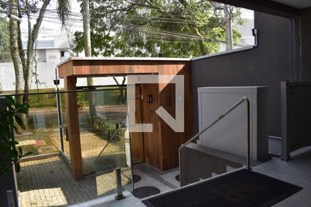 Área comum de apartamento para alugar com 1 quarto, 46m² em Lindoia, Curitiba