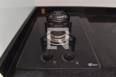 Cozinha de apartamento para alugar com 1 quarto, 46m² em Lindoia, Curitiba