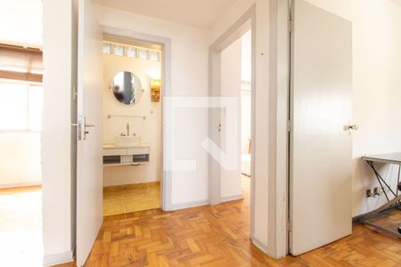 Apartamento à venda com 84m², 2 quartos e 2 vagasCorredor do apartamento