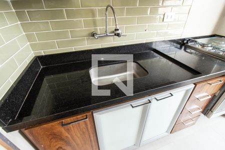 Apartamento à venda com 84m², 2 quartos e 2 vagasCozinha