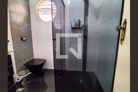 Casa à venda com 72m², 2 quartos e 1 vaga Casa à venda com 72m², 2 quartos e 1 vagaBanheiro