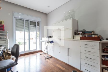 Casa à venda com 350m², 4 quartos e 2 vagas Casa à venda com 350m², 4 quartos e 2 vagasQuarto 3