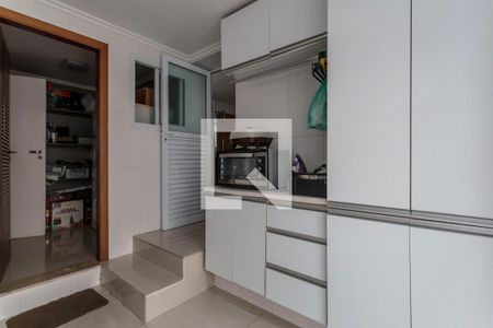 Casa à venda com 350m², 4 quartos e 2 vagas Casa à venda com 350m², 4 quartos e 2 vagasÁrea de Serviço