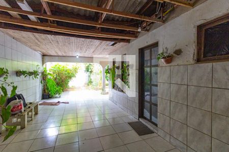 Casa à venda com 175m², 4 quartos e 1 vaga Casa à venda com 175m², 4 quartos e 1 vagaÁrea externa