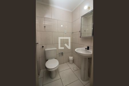 Banheiro de apartamento para alugar com 1 quarto, 30m² em Centro Histórico, Porto Alegre