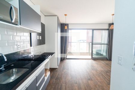 Cozinha de apartamento para alugar com 1 quarto, 31m² em Mirandópolis, São Paulo