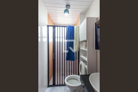 Banheiro de apartamento à venda com 2 quartos, 43m² em Colônia (zona Leste), São Paulo