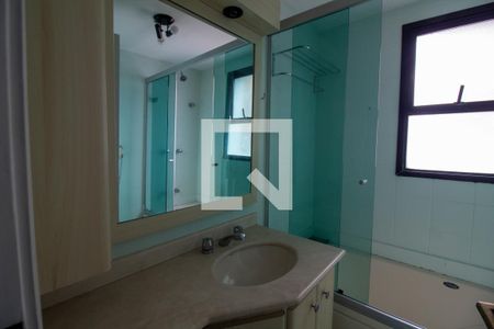 Apartamento à venda com 110m², 3 quartos e 2 vagasBanheiro da Suíte