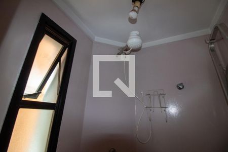 Apartamento à venda com 110m², 3 quartos e 2 vagasBanheiro de Serviço