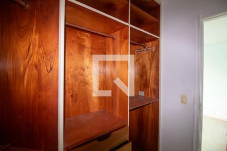 Apartamento à venda com 110m², 3 quartos e 2 vagasCloset da suíte