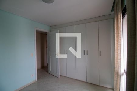 Apartamento à venda com 110m², 3 quartos e 2 vagasQuarto 2