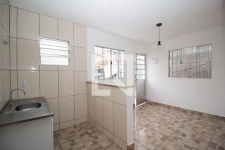 Casa para alugar com 40m², 2 quartos e 1 vaga Casa para alugar com 40m², 2 quartos e 1 vagaCozinha