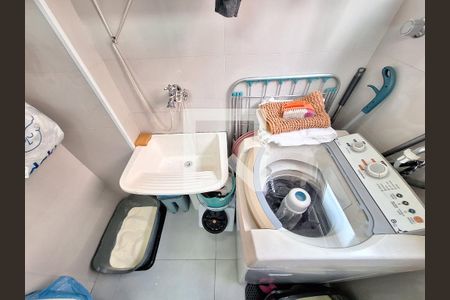 Apartamento à venda com 61m², 2 quartos e 1 vagaÁrea de Serviço