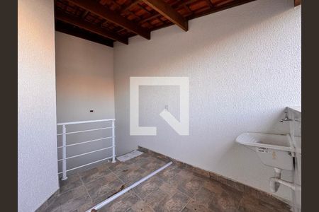 Apartamento à venda com 107m², 2 quartos e 1 vaga Apartamento à venda com 107m², 2 quartos e 1 vagaLavanderia