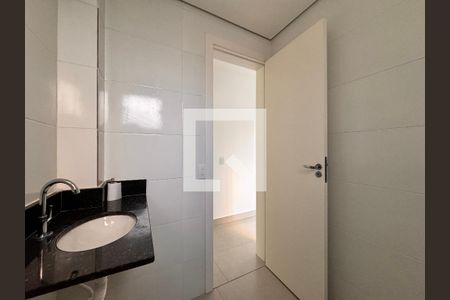 Apartamento à venda com 107m², 2 quartos e 1 vaga Apartamento à venda com 107m², 2 quartos e 1 vagaBanheiro