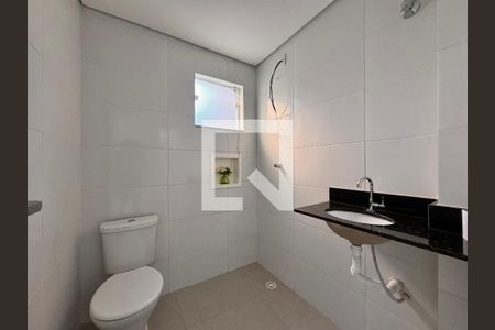 Apartamento à venda com 107m², 2 quartos e 1 vaga Apartamento à venda com 107m², 2 quartos e 1 vagaBanheiro