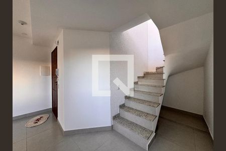 Apartamento à venda com 107m², 2 quartos e 1 vaga Apartamento à venda com 107m², 2 quartos e 1 vagaCozinha