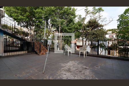 Casa à venda com 243m², 5 quartos e 2 vagasQuintal