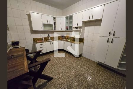 Casa de condomínio à venda com 160m², 2 quartos e sem vaga Casa de condomínio à venda com 160m², 2 quartos e sem vagaCozinha