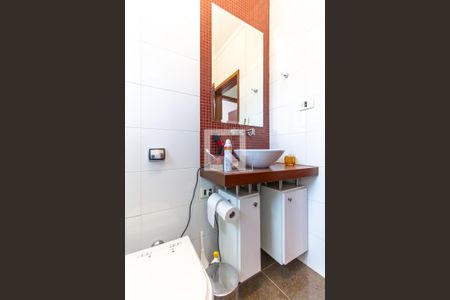 Casa à venda com 360m², 3 quartos e 3 vagasBanheiro 1