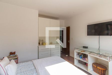 Casa à venda com 360m², 3 quartos e 3 vagasQuarto 3 Suíte