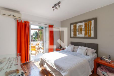 Casa à venda com 360m², 3 quartos e 3 vagasQuarto 3 Suíte