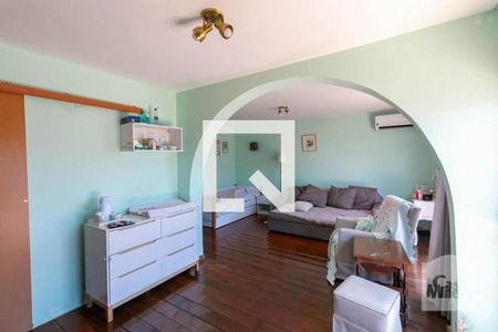 Apartamento à venda com 321m², 5 quartos e 4 vagas Apartamento à venda com 321m², 5 quartos e 4 vagasquarto