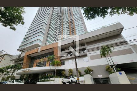 Apartamento para alugar com 134m², 3 quartos e 2 vagasFachada