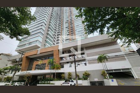 Apartamento para alugar com 134m², 3 quartos e 2 vagasFachada