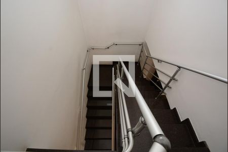 Casa à venda com 419m², 4 quartos e 6 vagasAcesso aos quartos