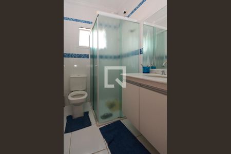 Casa à venda com 419m², 4 quartos e 6 vagasBanheiro da Suíte 1