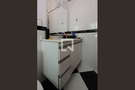 Casa à venda com 419m², 4 quartos e 6 vagasBanheiro da Suíte 2