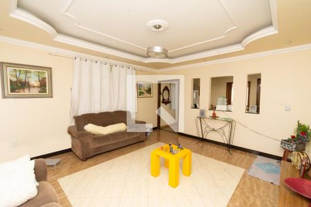 Sala de casa à venda com 6 quartos, 473m² em Jardim Vera Cruz, Contagem