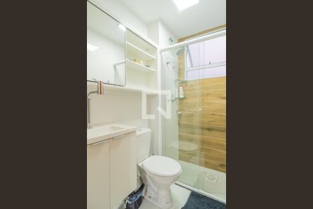 Banheiro de apartamento para alugar com 2 quartos, 42m² em Cavalhada, Porto Alegre