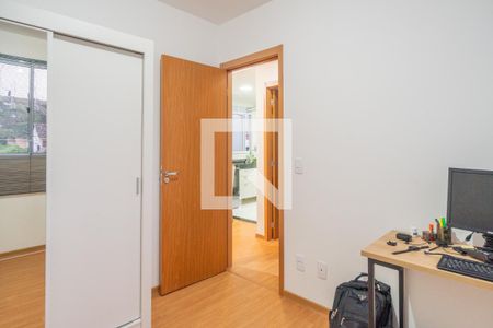 Quarto 1 de apartamento para alugar com 2 quartos, 42m² em Cavalhada, Porto Alegre