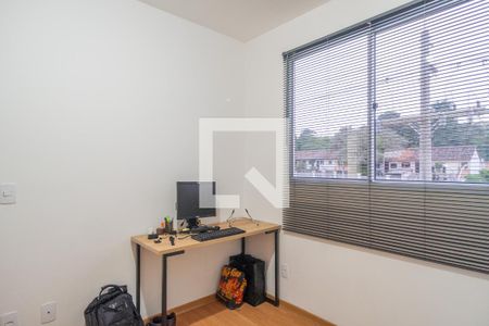 Quarto 1 de apartamento para alugar com 2 quartos, 42m² em Cavalhada, Porto Alegre