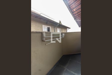Casa de condomínio à venda com 100m², 3 quartos e 2 vagasVaranda