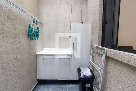 Casa de condomínio à venda com 100m², 3 quartos e 2 vagasÁrea de serviço