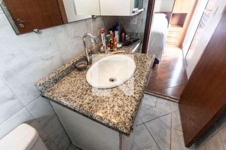 Casa de condomínio à venda com 100m², 3 quartos e 2 vagasSuíte