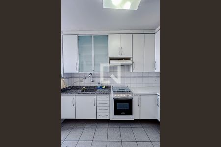 Apartamento à venda com 84m², 2 quartos e 1 vagaCozinha