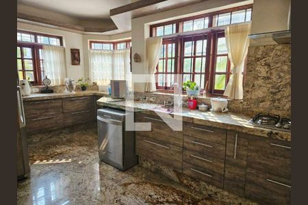 Casa à venda com 333m², 3 quartos e 3 vagas