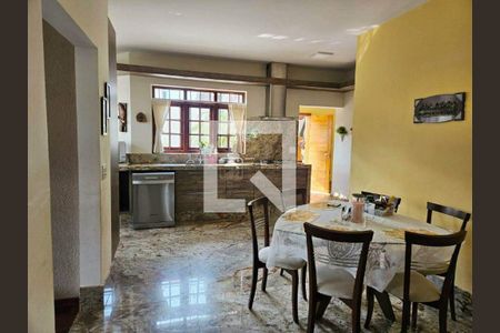 Casa à venda com 333m², 3 quartos e 3 vagas