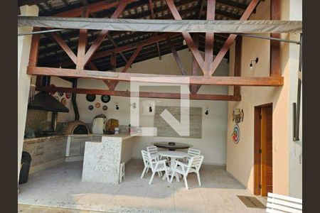 Casa à venda com 333m², 3 quartos e 3 vagas