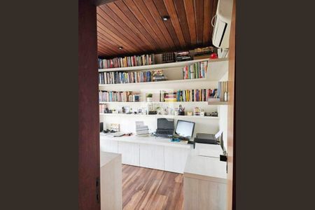 Casa à venda com 333m², 3 quartos e 3 vagas