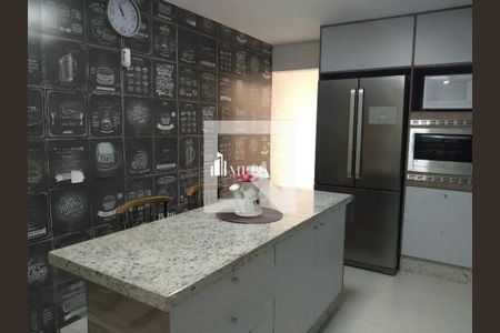 Casa à venda com 3 quartos, 200m² em Vila Formosa, São Paulo