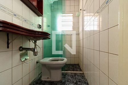 Casa à venda com 67m², 3 quartos e 2 vagasBanheiro