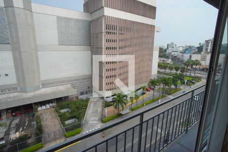 Sala - Vista de apartamento para alugar com 2 quartos, 57m² em Cristo Redentor, Porto Alegre