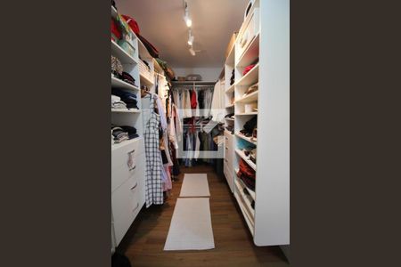 Apartamento à venda com 180m², 3 quartos e 3 vagasQuarto 1