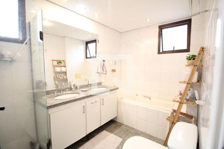 Apartamento à venda com 180m², 3 quartos e 3 vagasQuarto 1