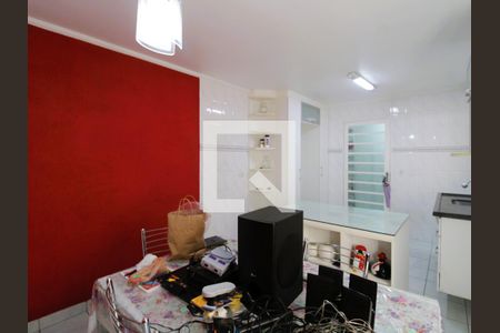 Casa à venda com 94m², 3 quartos e 3 vagasCozinha